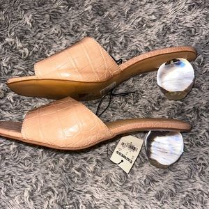 Kitten heels size 8 with tags